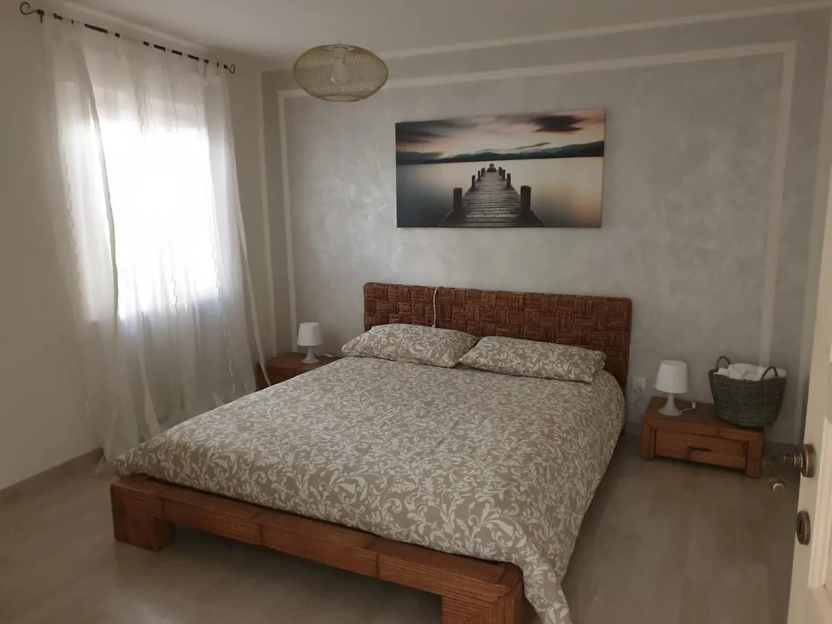 Holiday home Martalagattahome San Felice del Benaco