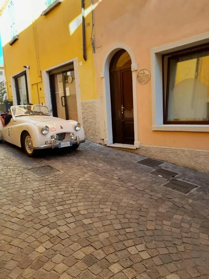 Martalagattahome San Felice del Benaco Holiday home